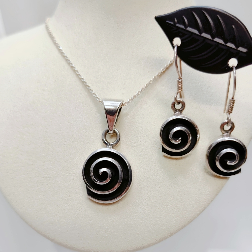 Vintage Mexico Sterling Silver Modernist Spiral Pendant Necklace Earring Set 20" - Picture 3 of 15